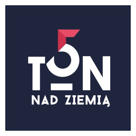 Logo kampanii "5 ton nad ziemią. Patrz wyżej!"