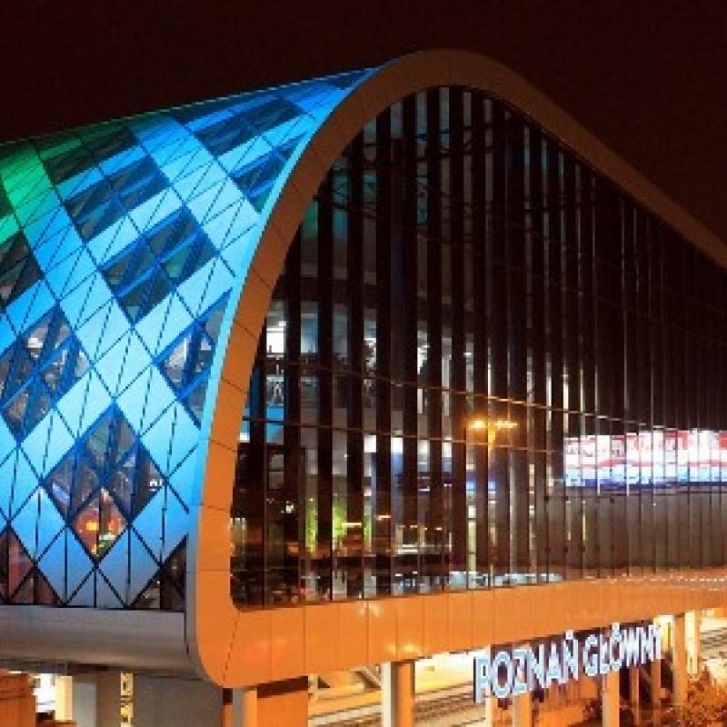 Dworzec Poznań Główny (zdj. w domenie publicznej)